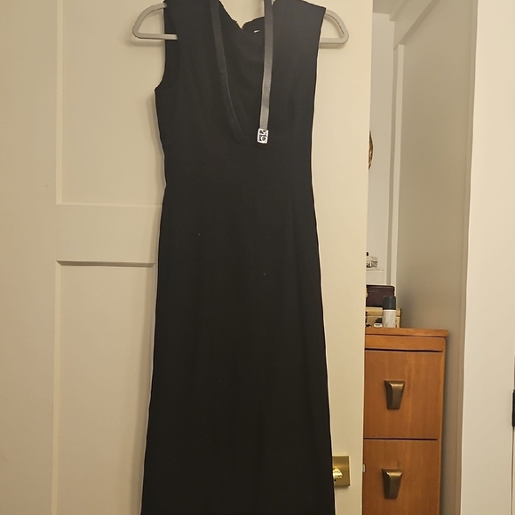 Calvin Klein Dresses & Skirts - Calvin Klein Black Midi Dress